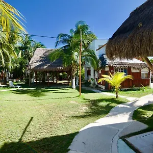  Albergue Golden Paradise